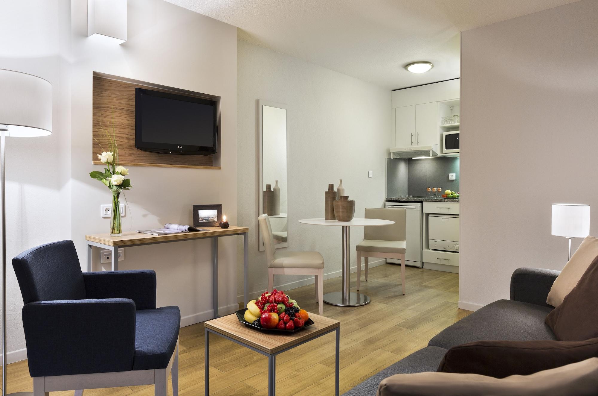 Citadines Prado Chanot Marseille Exterior photo