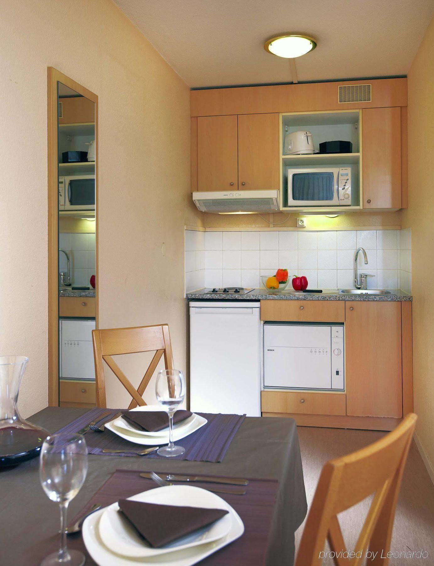 Citadines Prado Chanot Marseille Exterior photo
